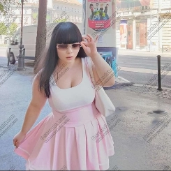 Kitti, 18 éves prosztata masszőz